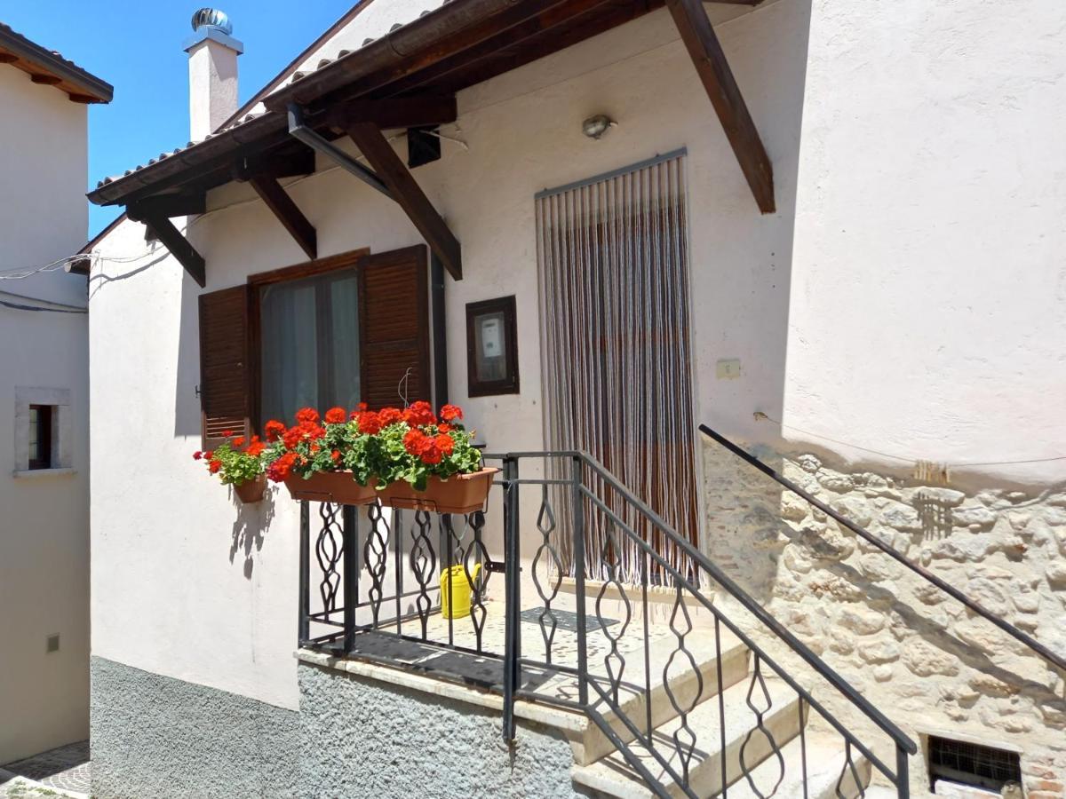 Casa Hemingway Holiday home Barisciano